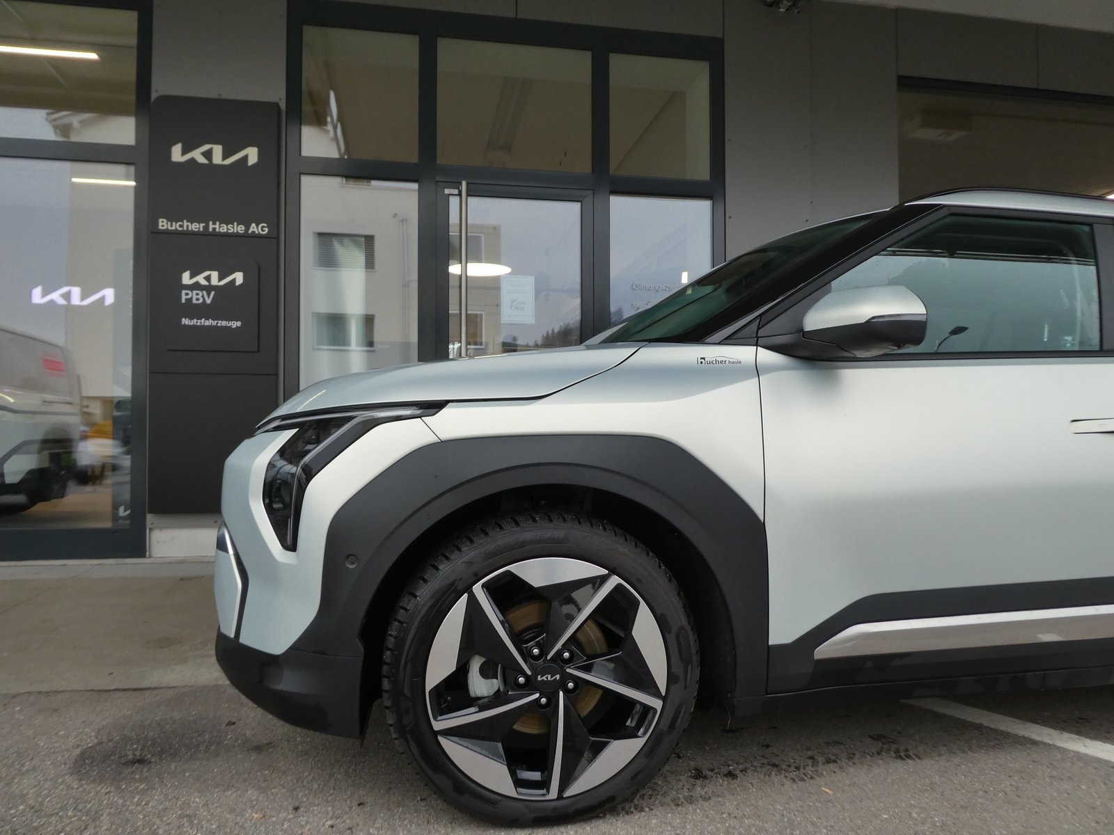 KIA EV3 81,4 kWh Earth+, Électrique, Voiture de démonstration, Automatique - 2