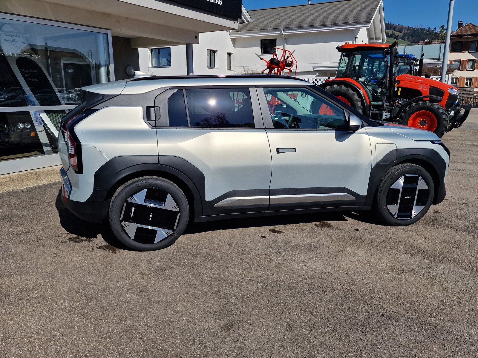 KIA EV3 81 kWh Earth+, Elektro, Neuwagen, Automatik - 2