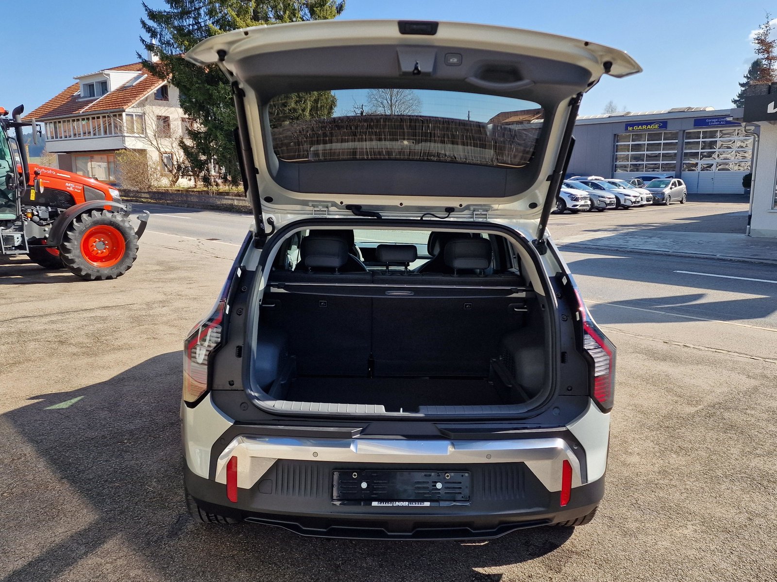 KIA EV3 81 kWh Earth+, Elektro, Neuwagen, Automatik - 4