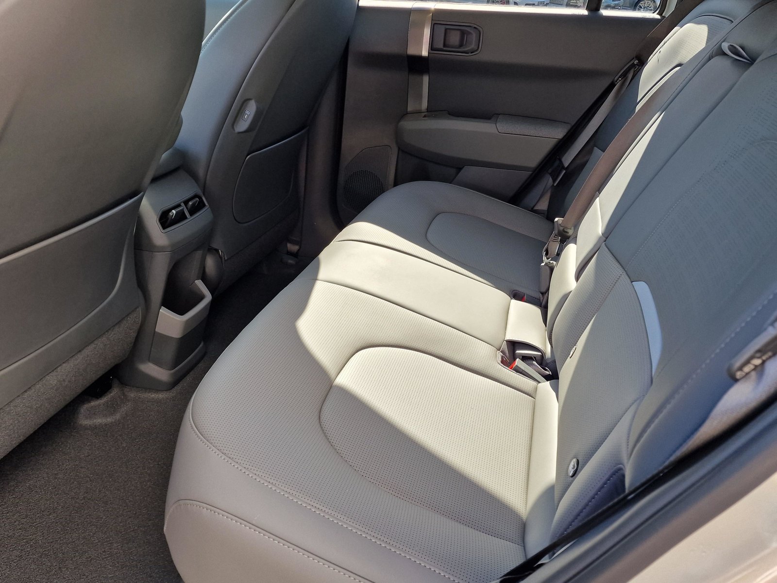 KIA EV3 81 kWh Earth+, Elektro, Neuwagen, Automatik - 6