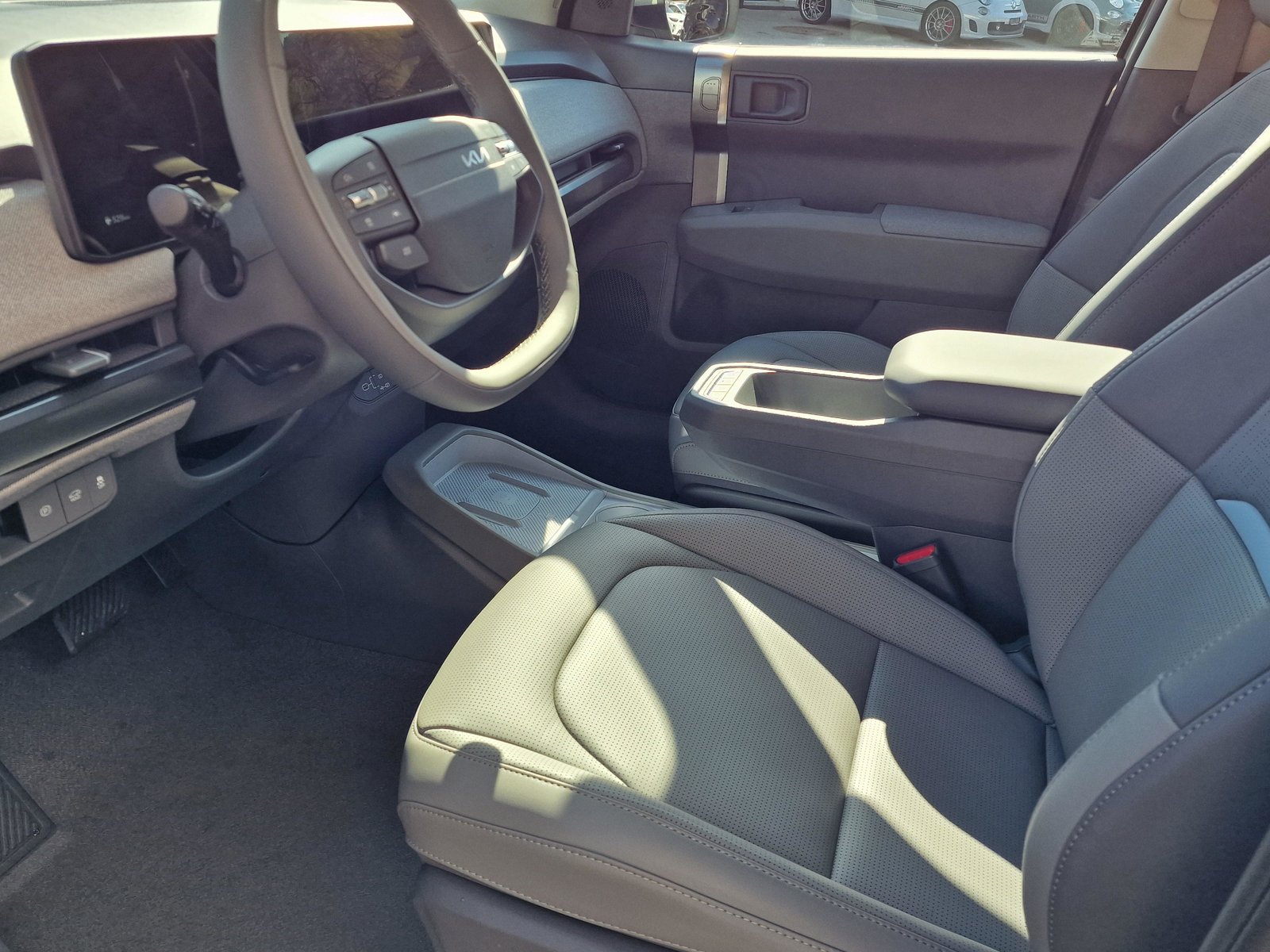 KIA EV3 81 kWh Earth+, Elektro, Neuwagen, Automatik - 7