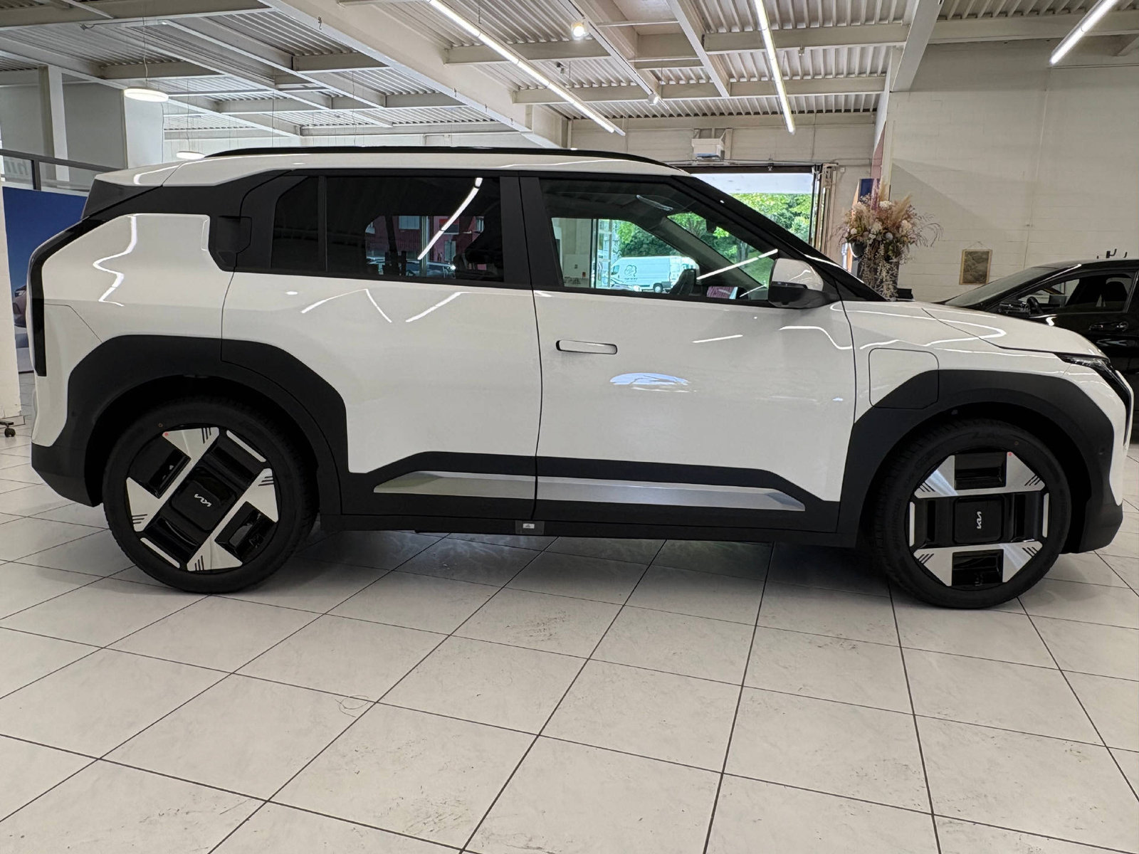 KIA EV3 81 kWh Earth+, Elektro, Neuwagen, Automatik - 4