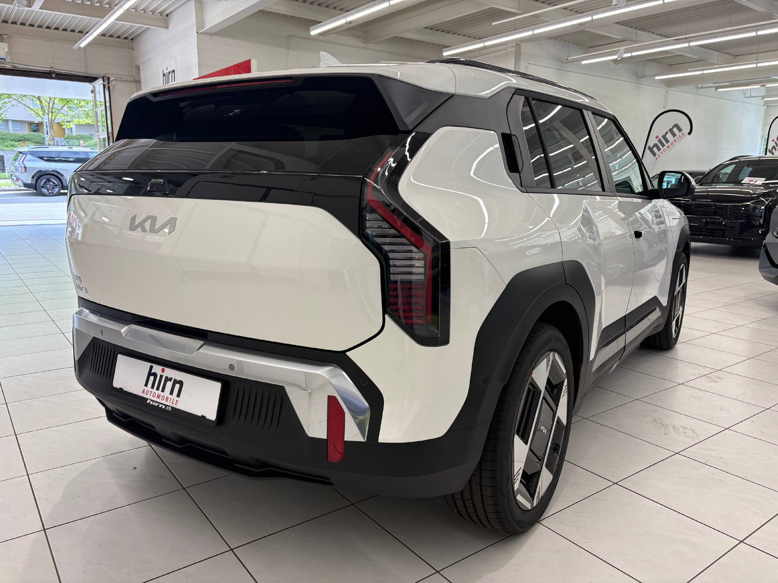 KIA EV3 81 kWh Earth+, Elektro, Neuwagen, Automatik - 5