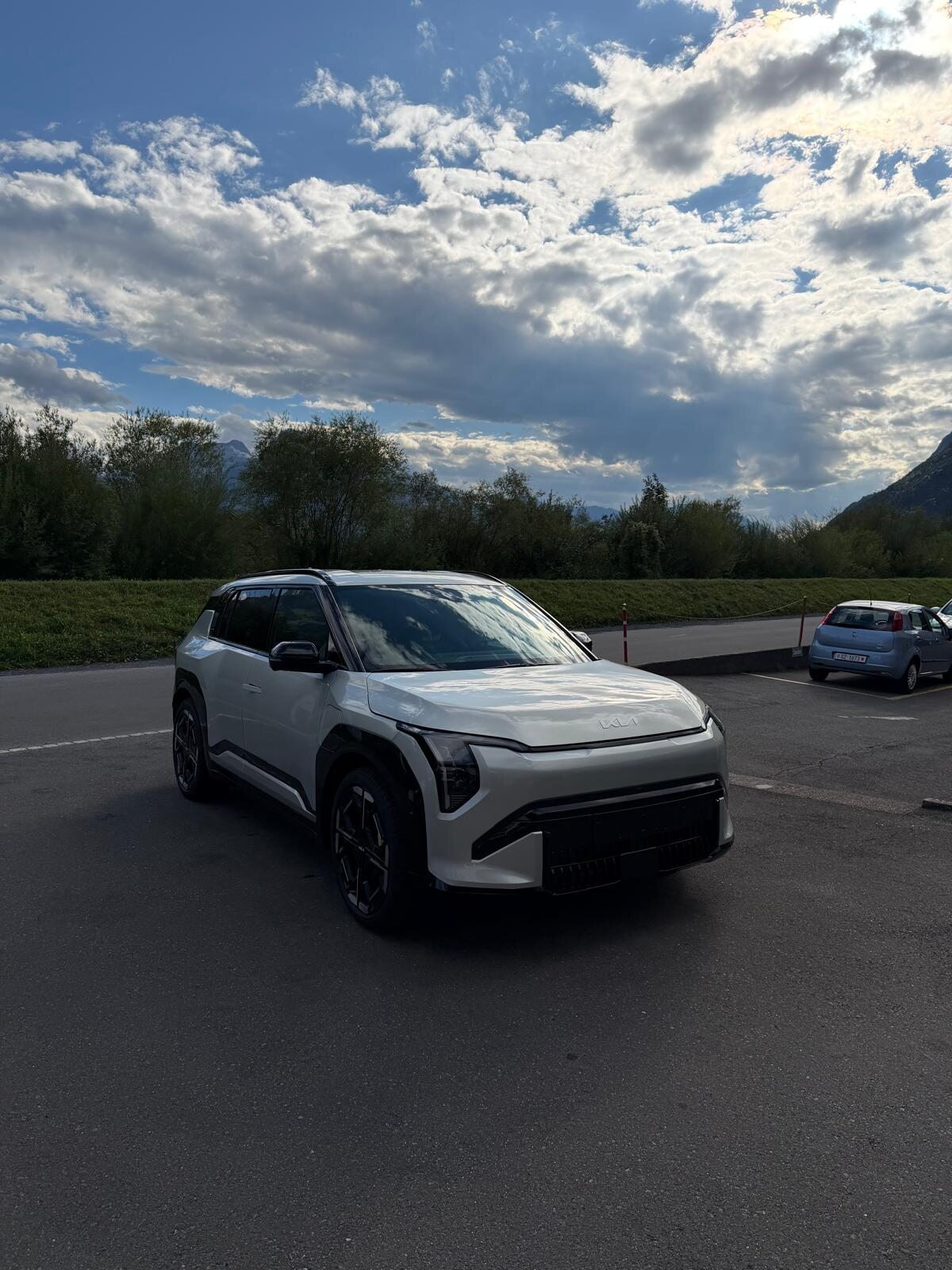 KIA EV3 81 kWh GT 4x4, Elettrica, Auto nuove, Automatico - 3