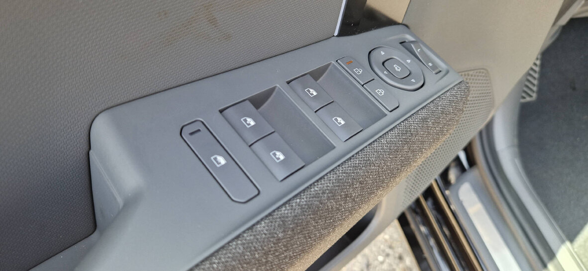 KIA EV3 81 kWh GT 4x4, Elektro, Neuwagen, Automatik - 4