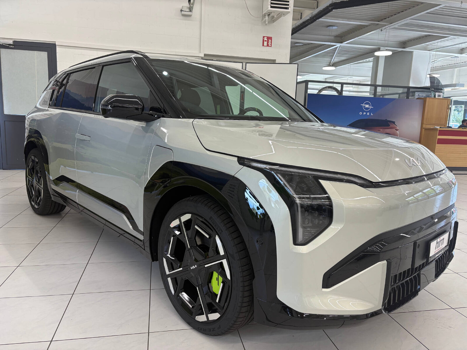 KIA EV3 81 kWh GT 4x4, Elektro, Neuwagen, Automatik - 3