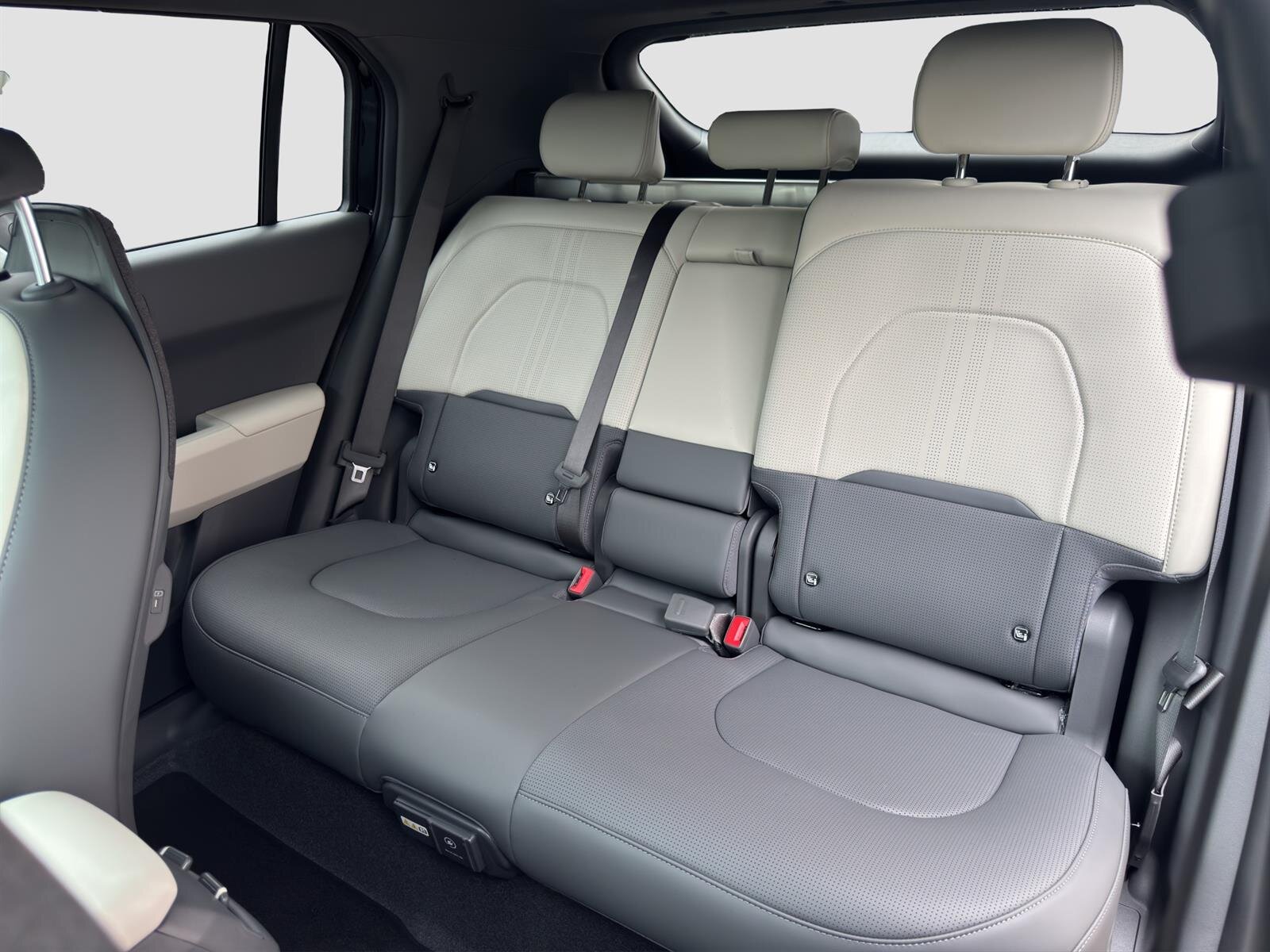 KIA EV3 81 kWh GT-Line 4x4, Elettrica, Auto nuove, Automatico - 6