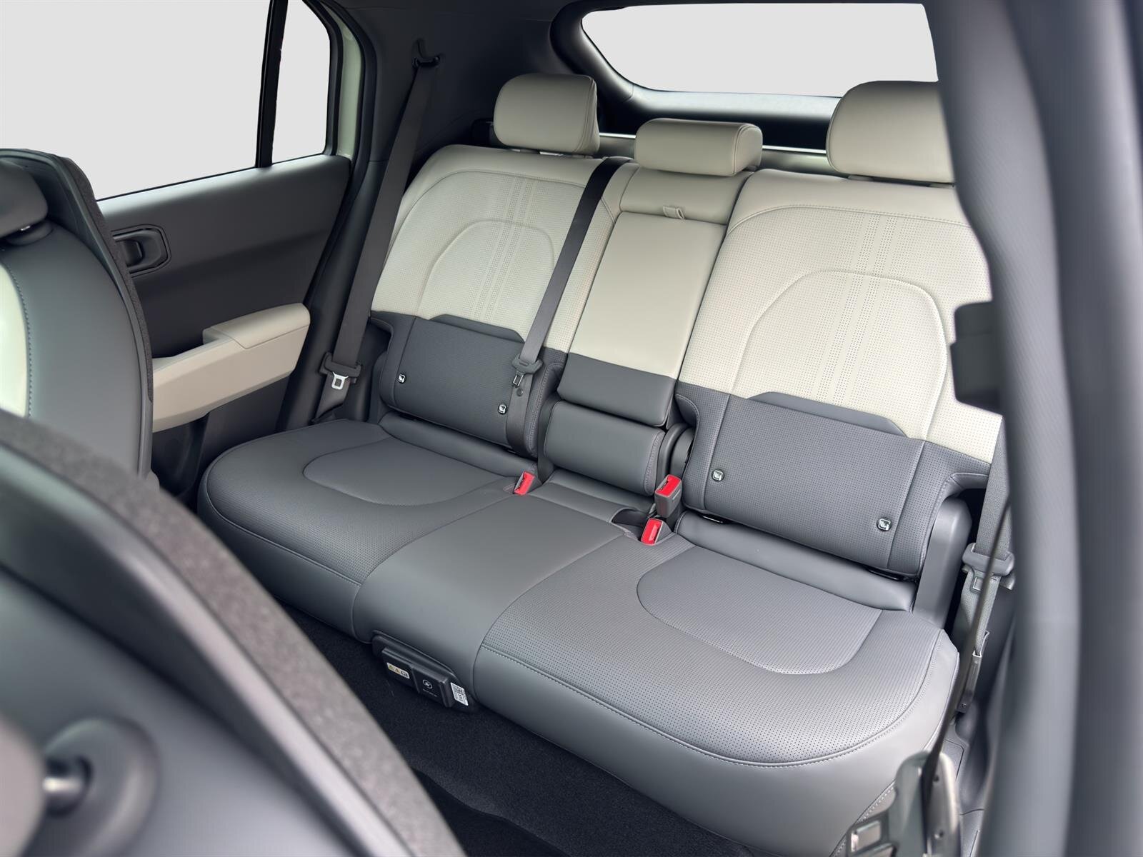 KIA EV3 81 kWh GT-Line 4x4, Elektro, Neuwagen, Automatik - 6