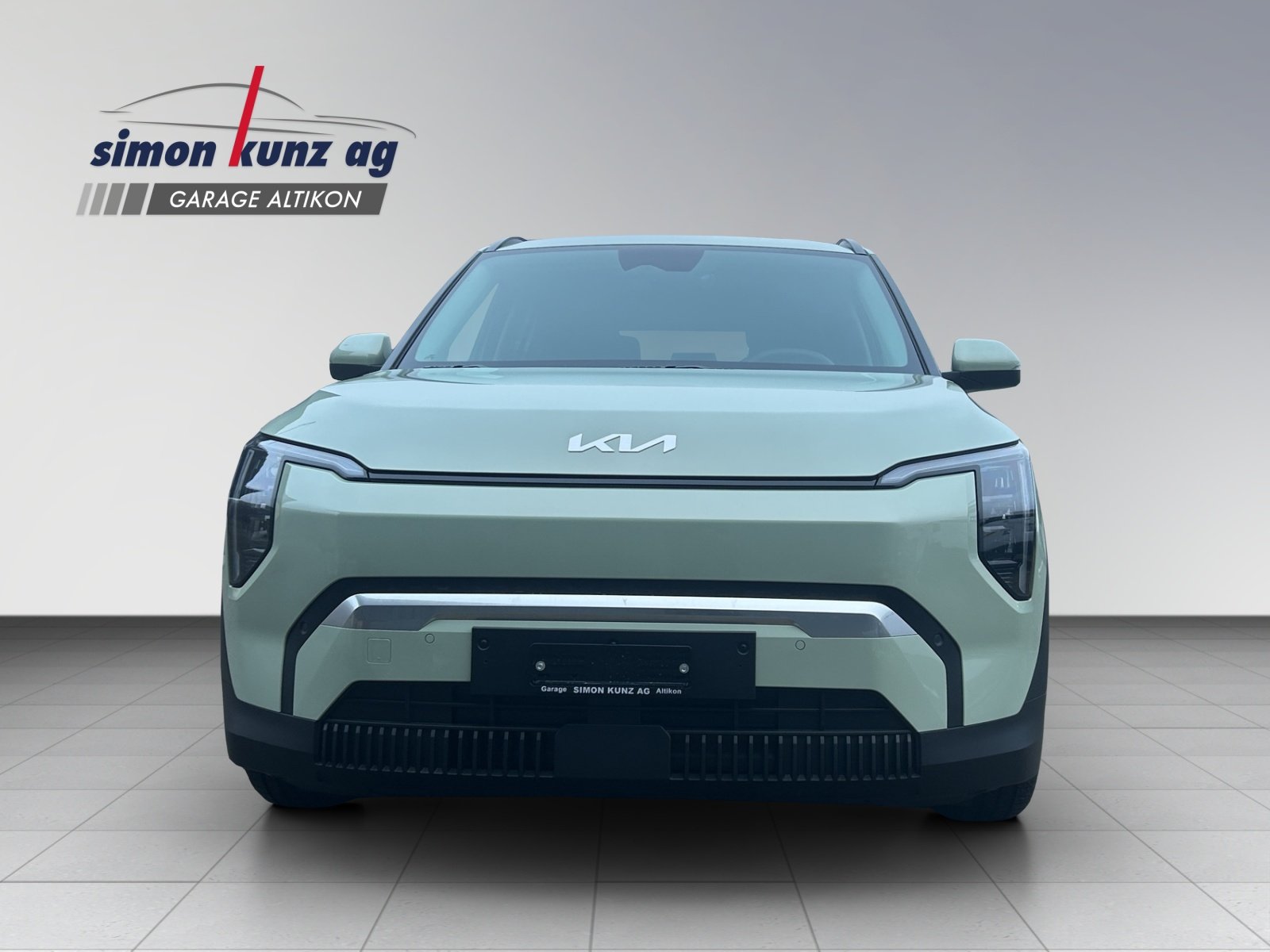 KIA EV3 58 kWh Earth, Electric, Second hand / Used, Automatic - 2