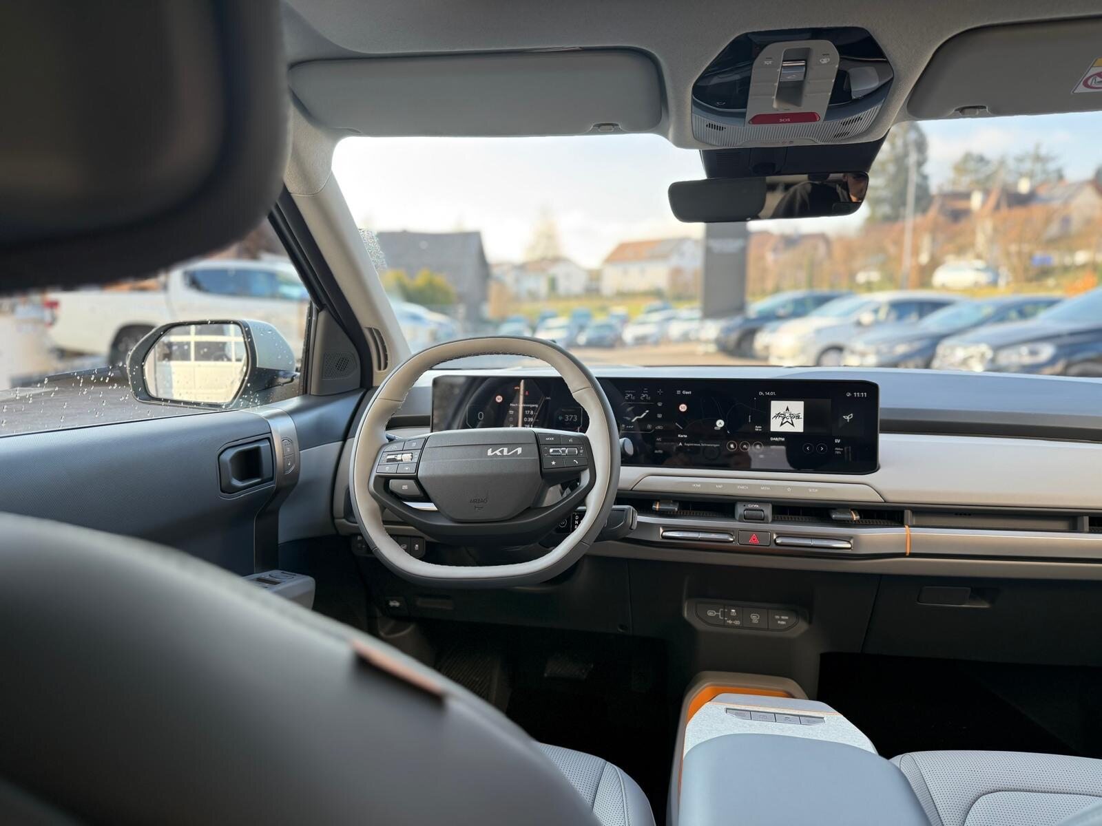 KIA EV3 81 kWh Earth+, Électrique, Occasion / Utilisé, Automatique - 6