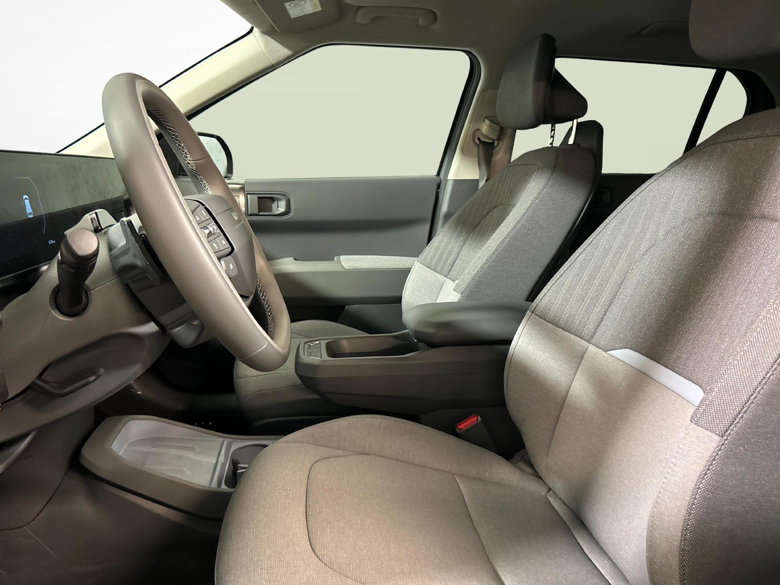KIA EV3 81 kWh Earth, Électrique, Occasion / Utilisé, Automatique - 4
