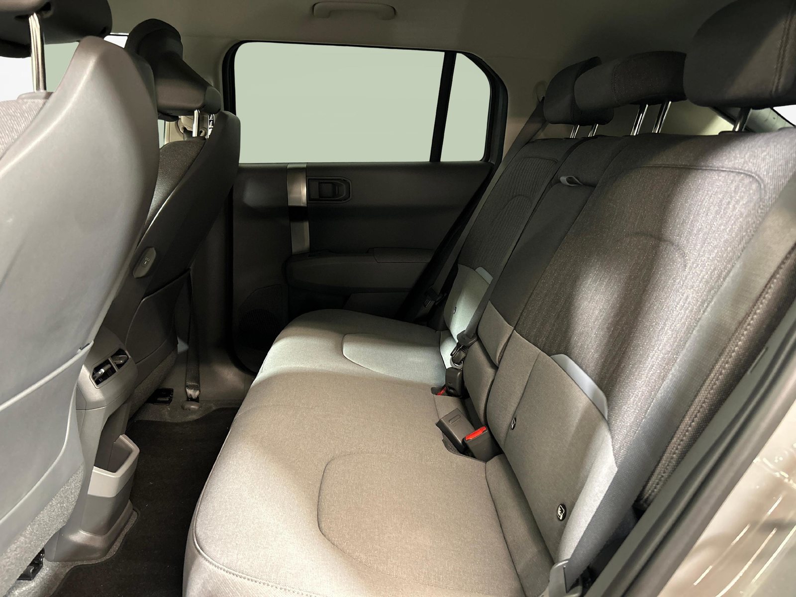 KIA EV3 81 kWh Earth, Électrique, Occasion / Utilisé, Automatique - 5