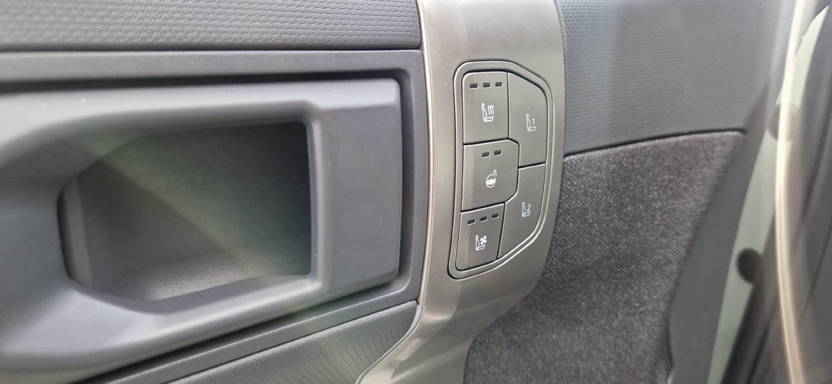 KIA EV3 81 kWh GT-Line, Elektro, Occasion / Gebraucht, Automatik - 5