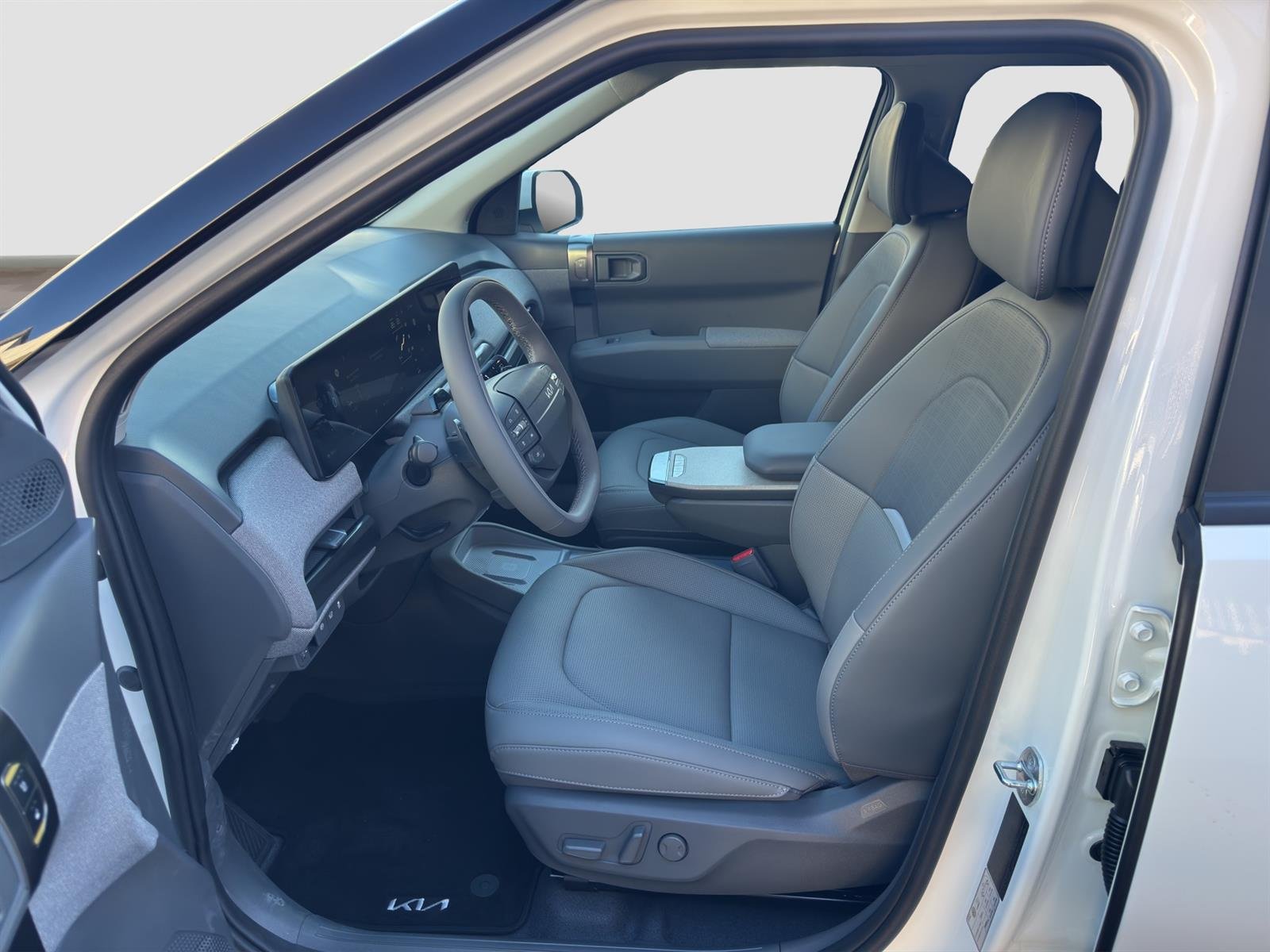 KIA EV3 81 kWh Earth+, Électrique, Voiture de démonstration, Automatique - 7