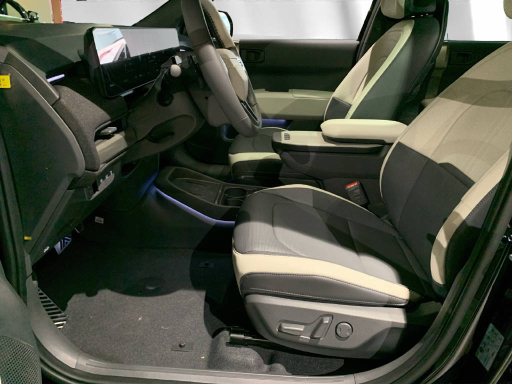 KIA EV3 81 kWh GT-Line, Électrique, Voiture de démonstration, Automatique - 4