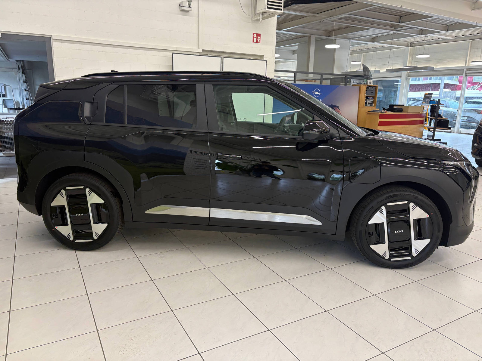 KIA EV3 81 kWh Earth+, Elektro, Vorführwagen, Automatik - 3