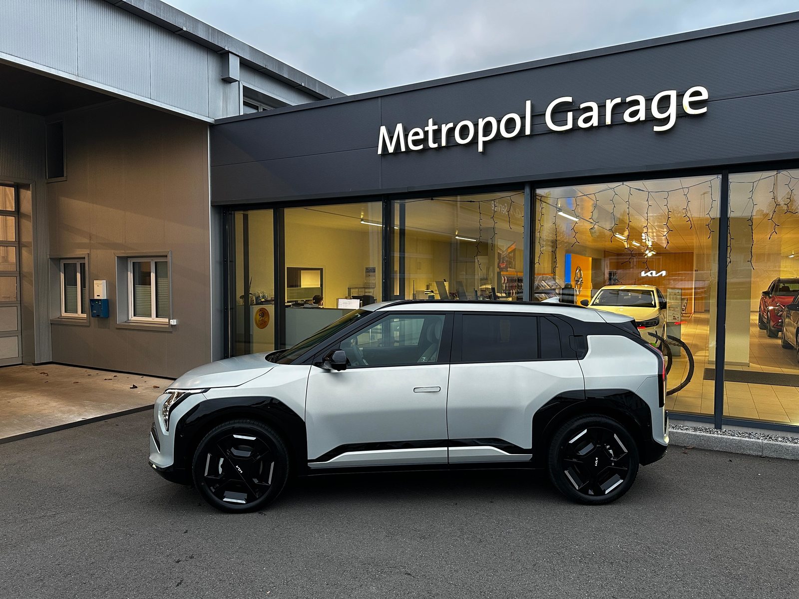 KIA EV3 81 kWh GT-Line, Électrique, Voiture de démonstration, Automatique - 2