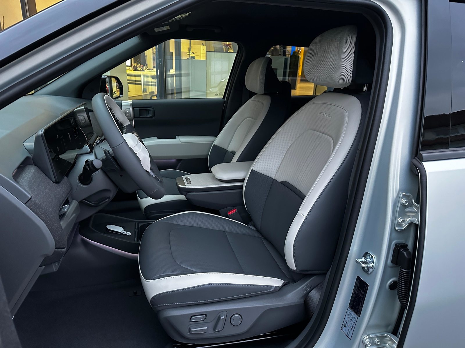 KIA EV3 81 kWh GT-Line, Électrique, Voiture de démonstration, Automatique - 3