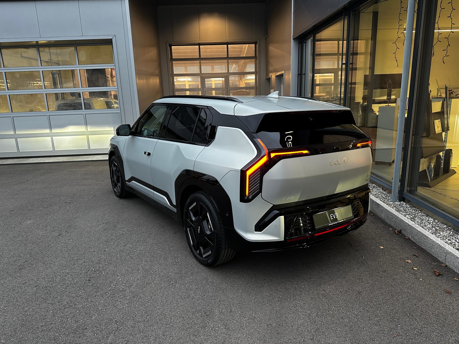 KIA EV3 81 kWh GT-Line, Électrique, Voiture de démonstration, Automatique - 7