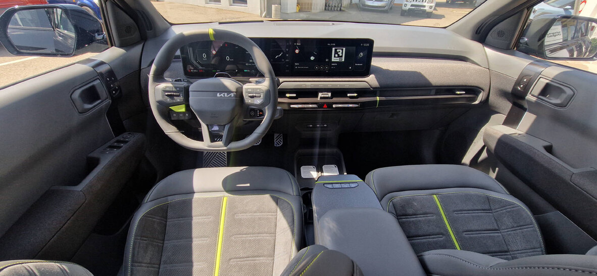 KIA EV3 81 kWh GT 4x4, Elektro, Vorführwagen, Automatik - 7