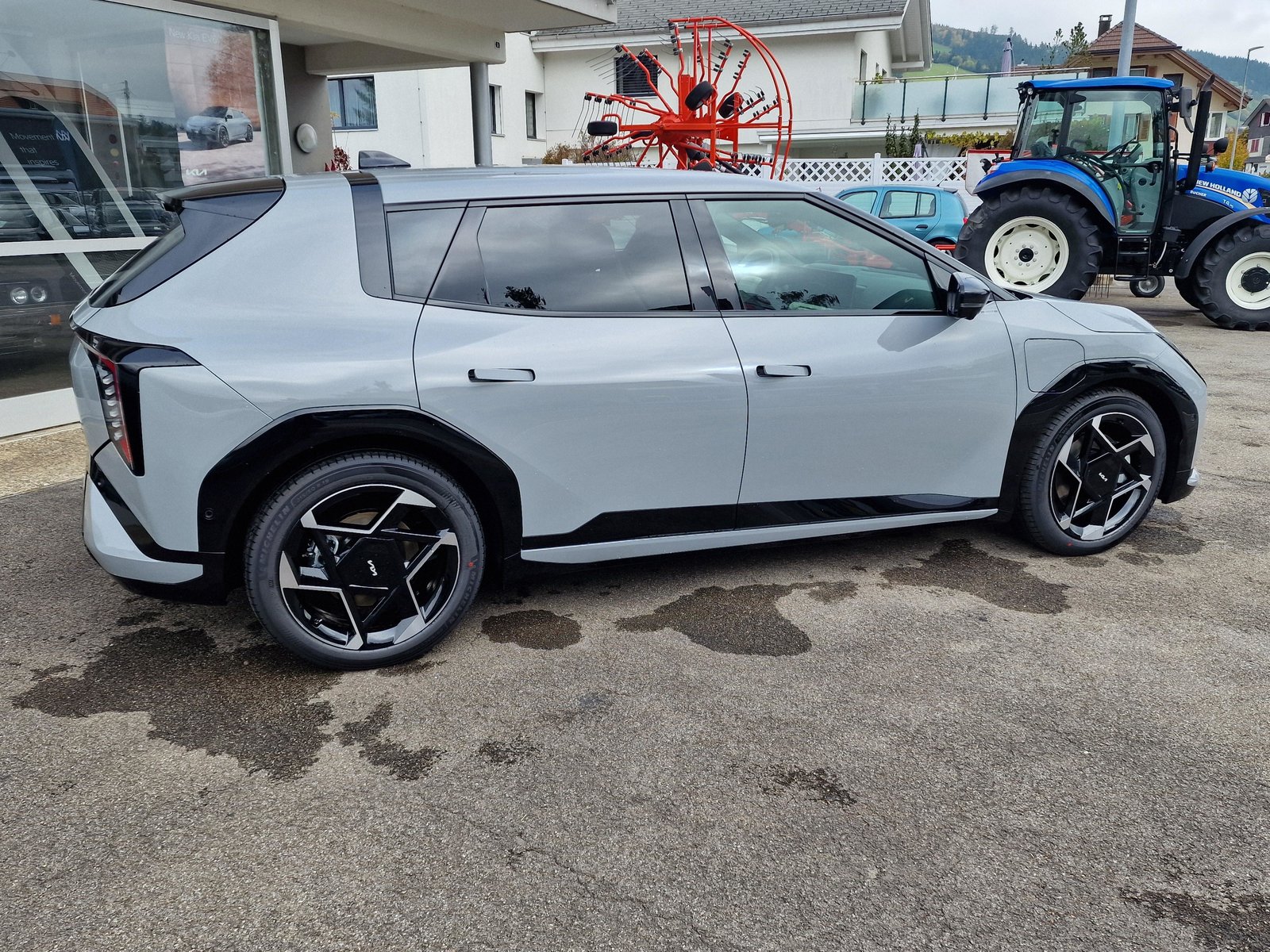 KIA EV4 81 kWh GT-Line, New car, Automatic - 2