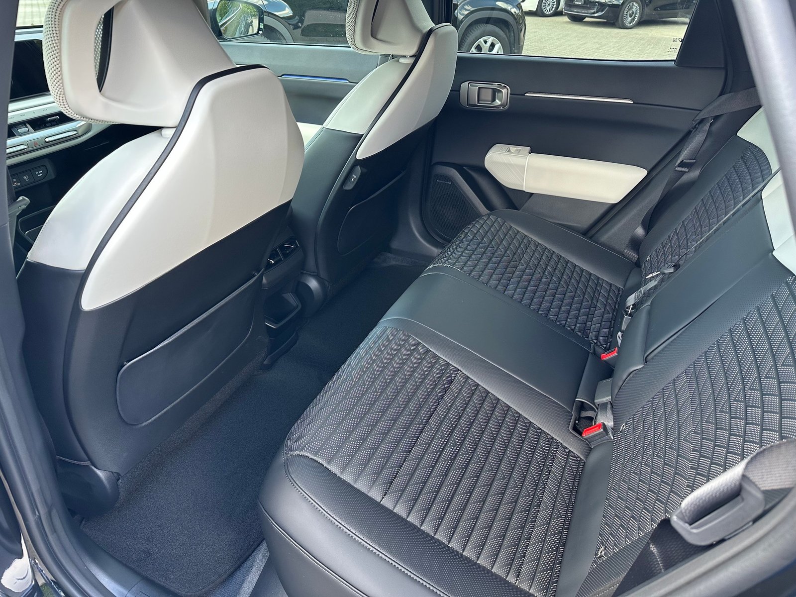 KIA EV4 81,4 kWh GT-Line, Elettrica, Auto nuove, Automatico - 7