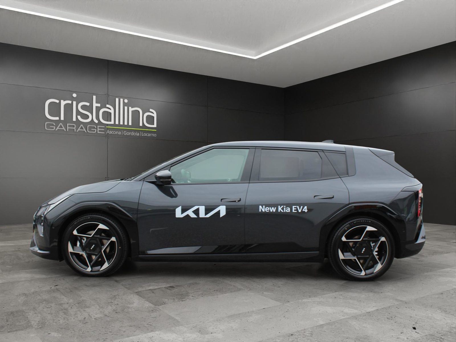 KIA EV4 81 kWh GT-Line, Elektro, Vorführwagen, Automatik - 2