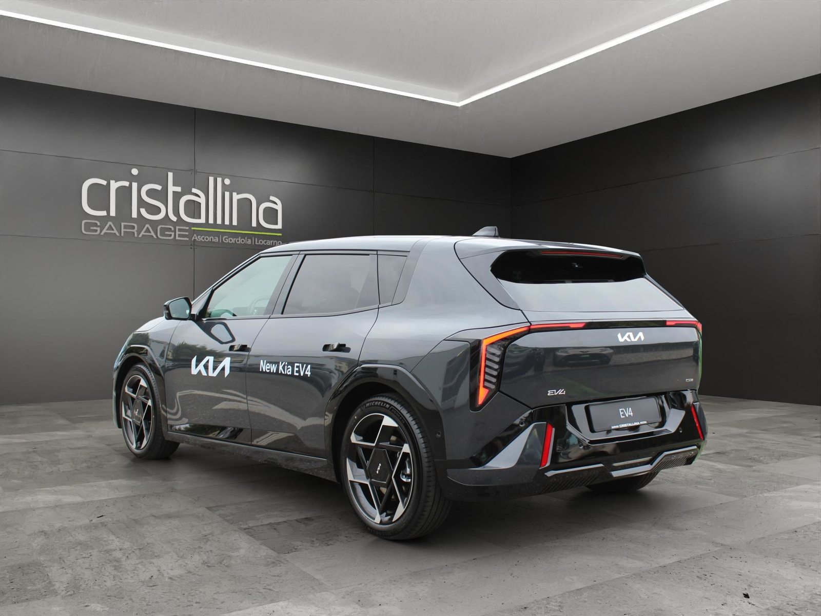 KIA EV4 81 kWh GT-Line, Elektro, Vorführwagen, Automatik - 3
