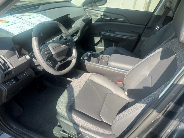 KIA EV5 81 kWh Earth 4x4, Elektro, Neuwagen, Automatik - 6