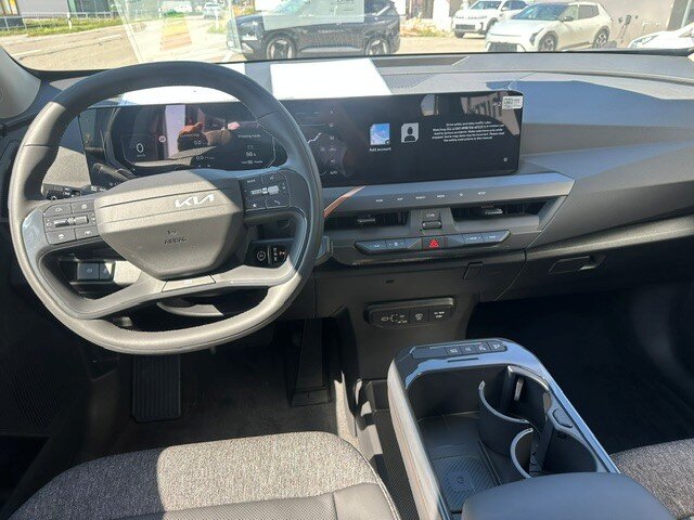 KIA EV5 81 kWh Earth 4x4, Electric, New car, Automatic - 7