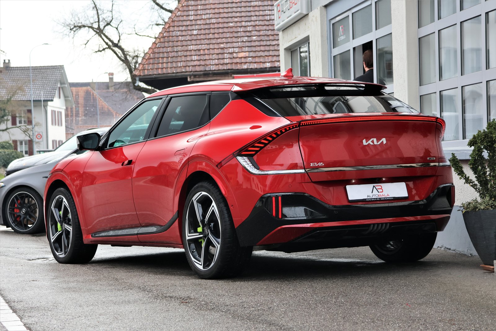 KIA EV6 77.4 kWh GT 4x4 (CH) Runwayred, Elektro, Occasion / Gebraucht, Automatik - 3