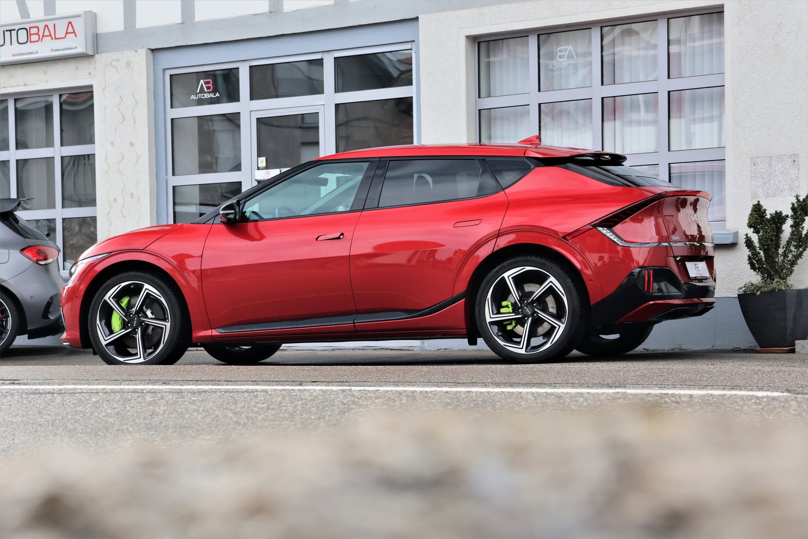 KIA EV6 77.4 kWh GT 4x4 (CH) Runwayred, Elektro, Occasion / Gebraucht, Automatik - 4