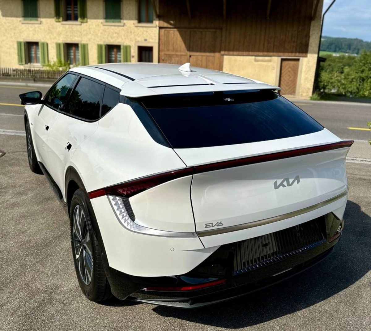 KIA EV6 77 kWh Edition 24, Elettrica, Auto nuove, Automatico - 2