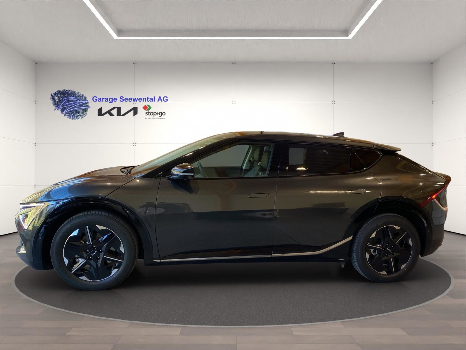 KIA EV6 84 kWh Earth 4x4, Electric, Ex-demonstrator, Automatic - 5