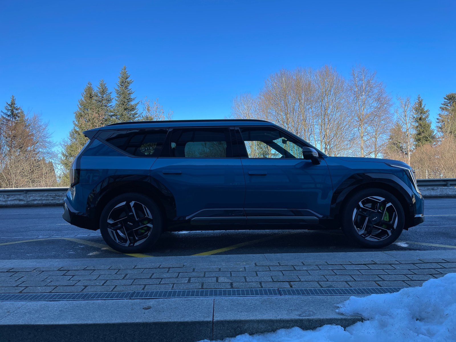 KIA EV9 99,8 kWh GT 4x4 mit Panoramaschiebedach, 7-Sitzer, Électrique, Voiture nouvelle, Automatique - 4