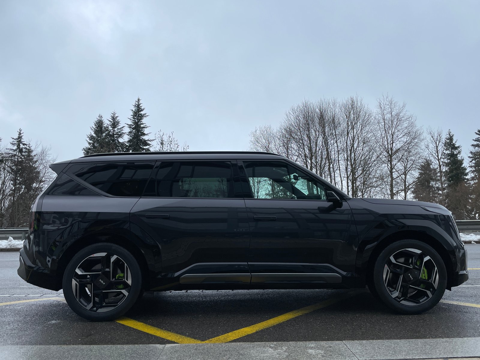 KIA EV9 99,8 kWh GT 4x4 mit Panorama Schiebedach und Digital, Elektro, Neuwagen, Automatik - 4