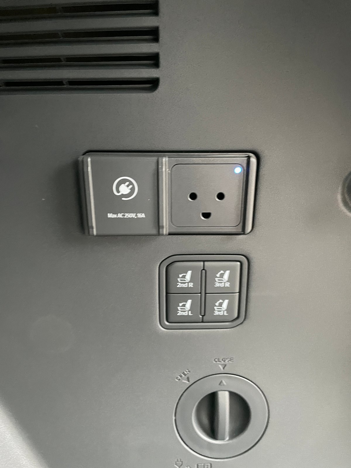 KIA EV9 99,8 kWh GT-Line 4x4 7-Sitzer mit Panoramadach, Elektro, Neuwagen, Automatik - 5