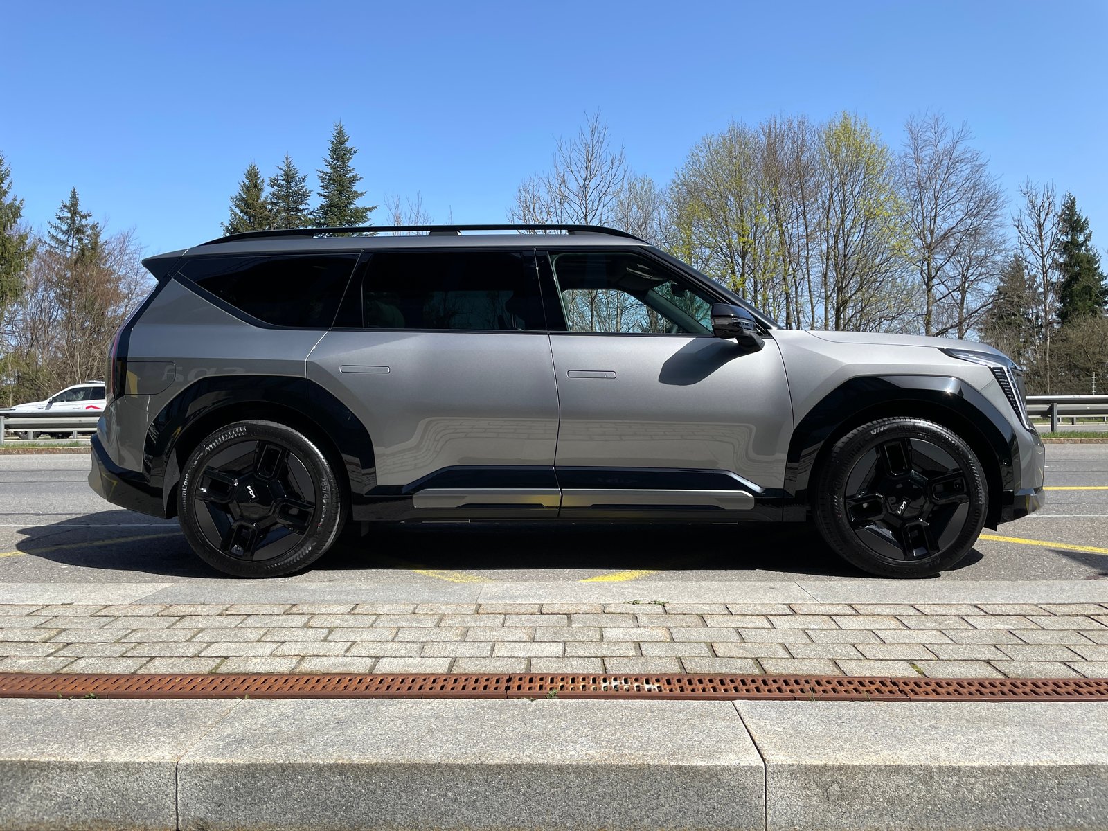 KIA EV9 99,8 kWh GT-Line, 7-Sitzer mit Panoramadach, Électrique, Voiture nouvelle, Automatique - 4