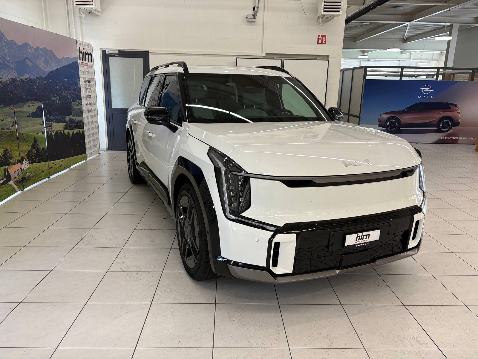 KIA EV9 99.8 kWh GT-Line 4x4, Electric, Second hand / Used, Automatic - 3