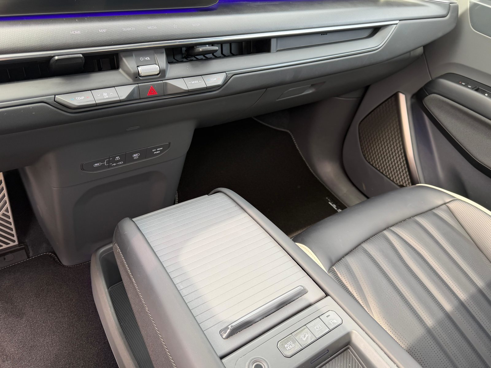 KIA EV9 99.8 kWh GT-Line 4x4, Elektro, Occasion / Gebraucht, Automatik - 6