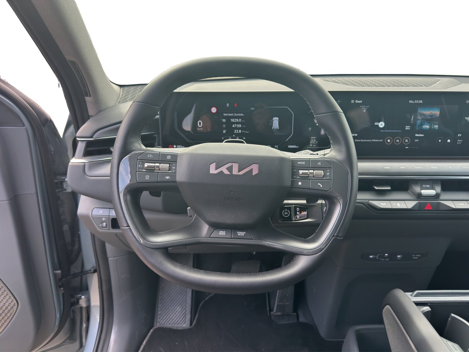 KIA EV9 99.8 kWh Earth 4x4, Elektro, Occasion / Gebraucht, Automatik - 6