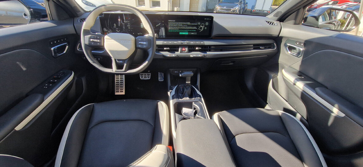 KIA K4 1.6 T-GDi GT-Line +, Benzin, Neues Fahrzeug mit Tageszulassung, Automatik - 6