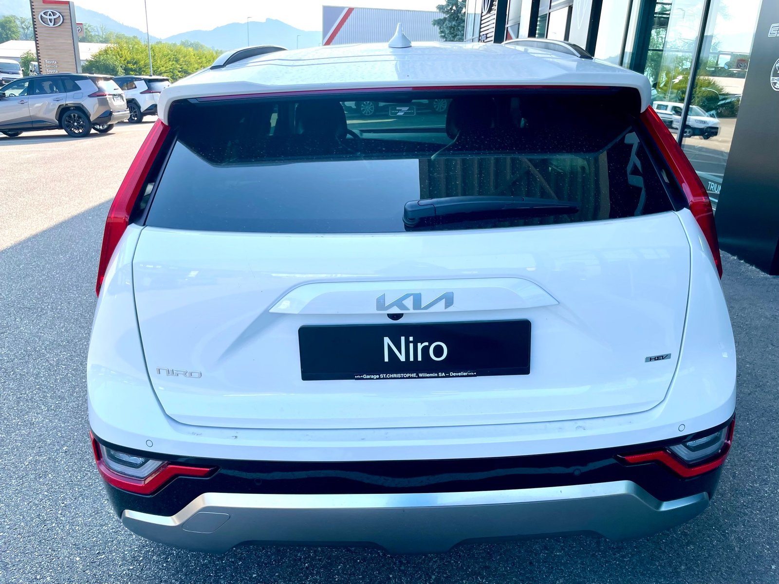 KIA Niro 1.6GDi Hybrid Style DCT, Full-Hybrid Petrol/Electric, New car, Automatic - 2