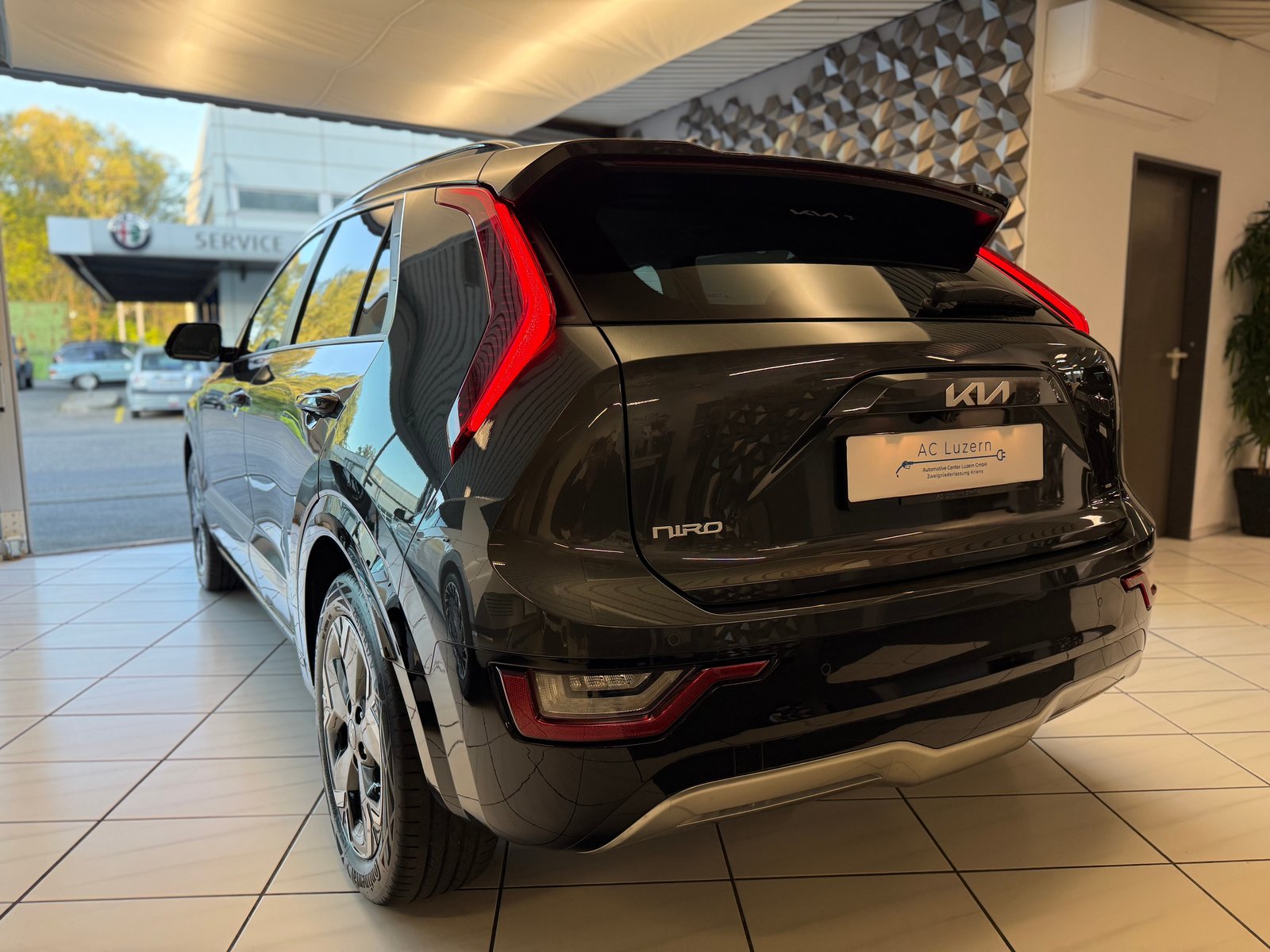 KIA Niro EV 64,8 kWh Style CH-Fahrzeug mit 7 Jahren Werksga, Electric, Second hand / Used, Automatic - 3