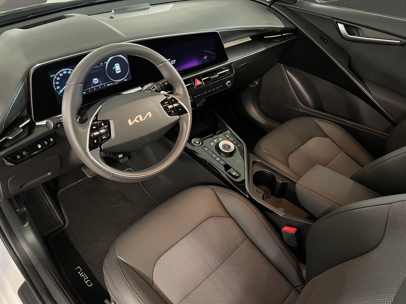 KIA Niro 1.6i Plug-in Hybrid Power Edition, Plug-in-Hybrid Benzin/Elektro, Neuwagen, Automatik - 6