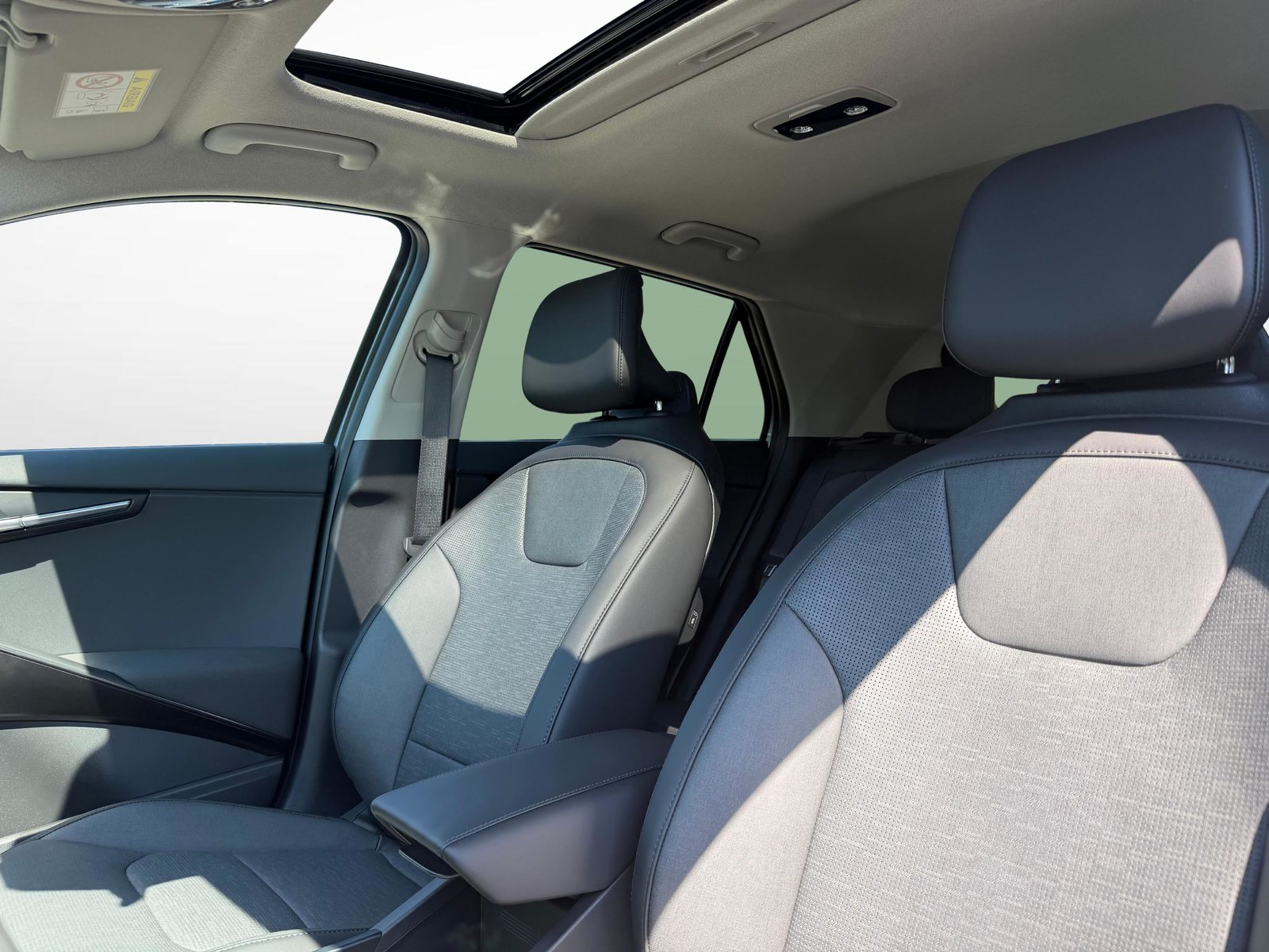 KIA Niro 1.6 GDi Plug-in Hybrid Style, Plug-in-Hybrid Benzina/Elettrica, Auto nuove, Automatico - 3