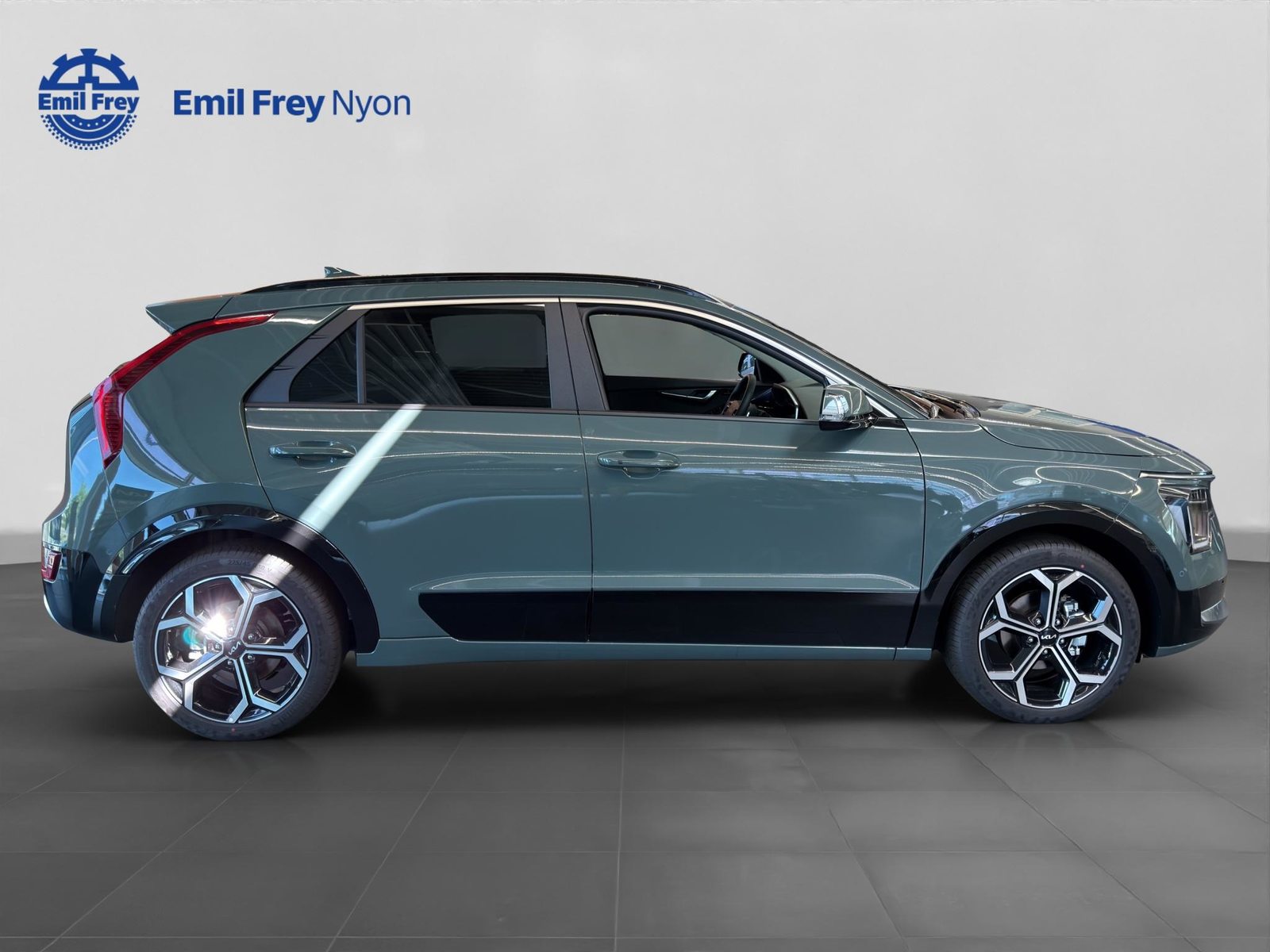 KIA Niro 1.6 GDi Hybrid Style, Full-Hybrid Petrol/Electric, New car, Automatic - 3