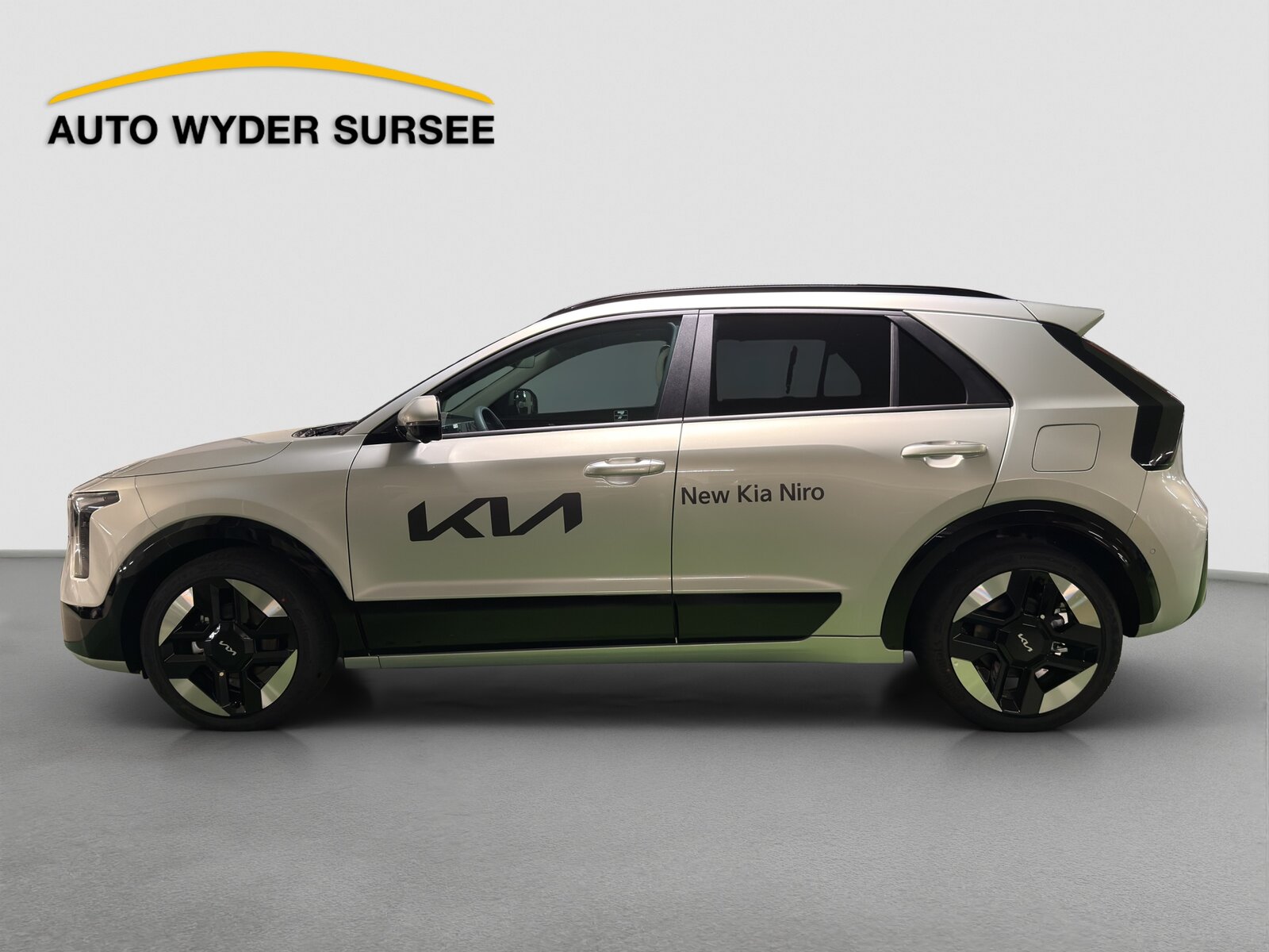 KIA Niro 1.6 GDi Hybrid Style, Full-Hybrid Petrol/Electric, New car, Automatic - 3