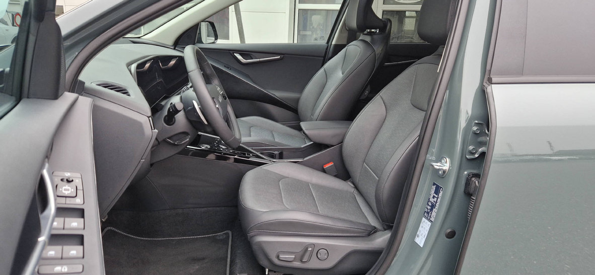 KIA Niro 1.6 GDi Plug-in Hybrid Style+, Plug-in-Hybrid Petrol/Electric, Second hand / Used, Automatic - 4