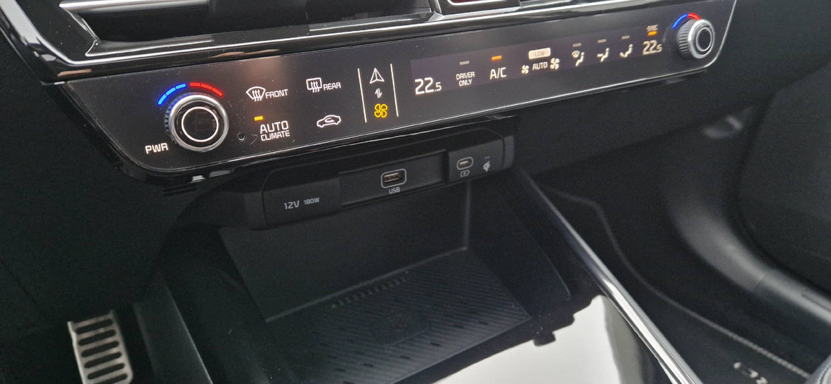 KIA Niro 1.6 GDi Plug-in Hybrid Style+, Plug-in-Hybrid Petrol/Electric, Second hand / Used, Automatic - 7